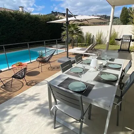 Villa Moderne Avec Piscine