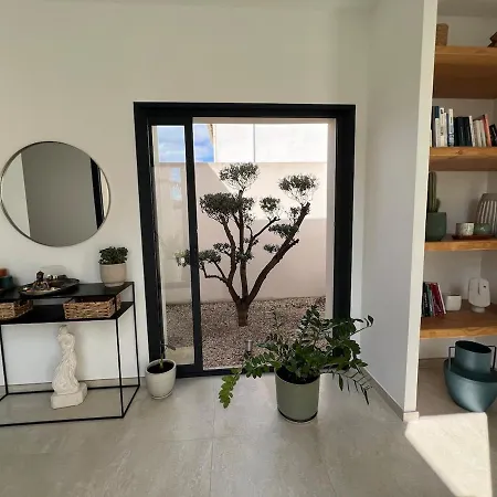 Moderne Avec Piscine Chauffee فيلة