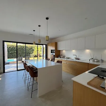 Moderne Avec Piscine Chauffee