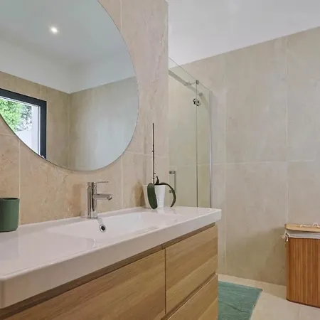 Moderne Avec Piscine *