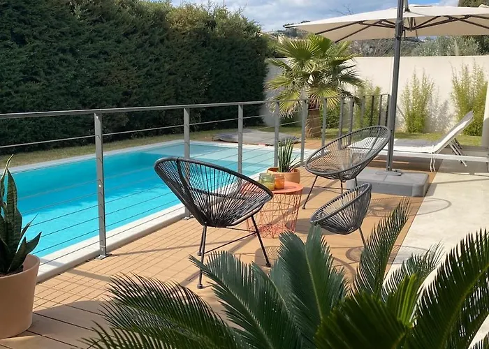 Villa Moderne Avec Piscine Chauffee *