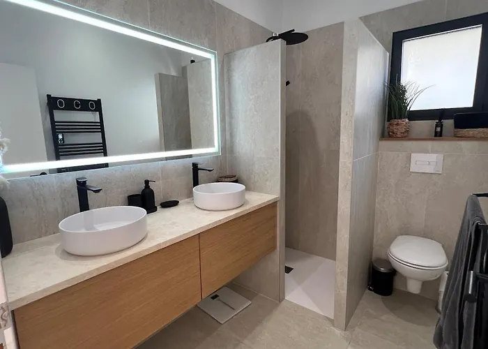 Villa Moderne Avec Piscine Chauffee